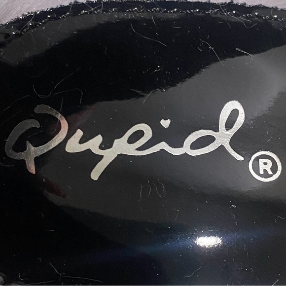 Qupid Women's 7.5 Black Glossy Heels W/Gray Soft Fur Insole - Picture 7 of 8